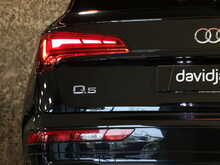 Audi Q5 TFSI Edition 1 - U13286
