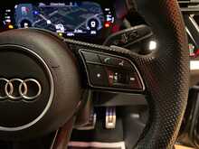 Audi A3 TFSIe S line Competition - U13296