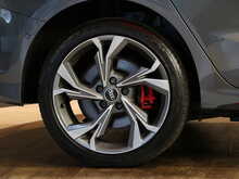 Audi A3 TFSIe S line Competition - U13296