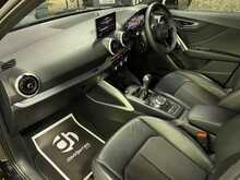 Audi Q2 TFSI S line - U13299
