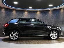 Audi Q2 TFSI S line - U13299