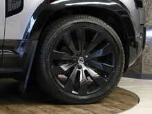 Land Rover Defender 110 SD4 SE - U13303