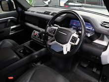 Land Rover Defender 110 SD4 SE - U13303