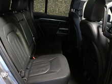 Land Rover Defender 110 SD4 SE - U13303