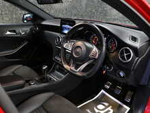 Mercedes-Benz A Class A180d AMG Line - U13307