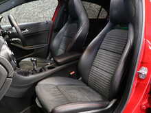 Mercedes-Benz A Class A180d AMG Line - U13307