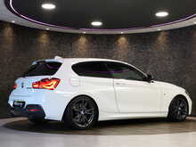 BMW 1 Series M140i - U13320