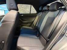 Volkswagen T-Roc TSI R - U13324