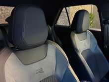 Volkswagen T-Roc TSI R - U13324