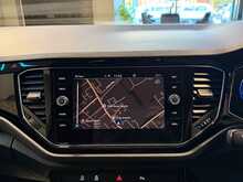 Volkswagen T-Roc TSI R - U13324