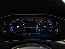 Volkswagen T-Roc TSI R - U13324