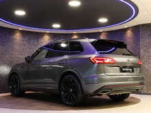 Volkswagen Touareg TDI V6 Black Edition - U13330