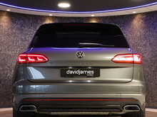 Volkswagen Touareg TDI V6 Black Edition - U13330