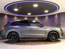 Volkswagen Touareg TDI V6 Black Edition - U13330