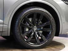 Volkswagen Touareg TDI V6 Black Edition - U13330