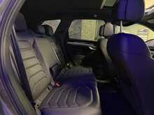 Volkswagen Touareg TDI V6 Black Edition - U13330