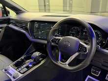 Volkswagen Touareg TDI V6 Black Edition - U13330