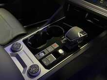 Volkswagen Touareg TDI V6 Black Edition - U13330