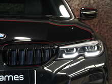 BMW 3 Series 320d MHT M Sport - U13346