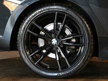 BMW 3 Series 320d MHT M Sport - U13346