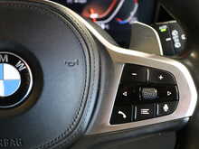 BMW 3 Series 320d MHT M Sport - U13346