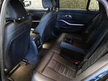 BMW 3 Series 320d MHT M Sport - U13346