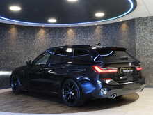 BMW 3 Series 320d MHT M Sport - U13346