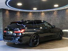 BMW 3 Series 320d MHT M Sport - U13346