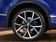 Volkswagen Tiguan TSI R - U13348
