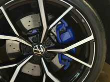 Volkswagen Tiguan TSI R - U13348