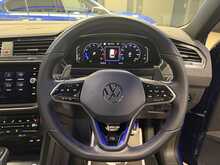 Volkswagen Tiguan TSI R - U13348