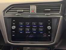 Volkswagen Tiguan TSI R - U13348