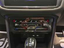 Volkswagen Tiguan TSI R - U13348