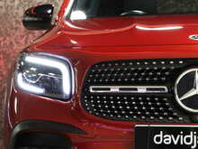 Mercedes-Benz GLB GLB200 AMG Line Night Edition - U13353