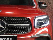 Mercedes-Benz GLB GLB200 AMG Line Night Edition - U13353