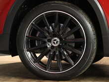 Mercedes-Benz GLB GLB200 AMG Line Night Edition - U13353