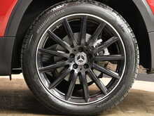 Mercedes-Benz GLB GLB200 AMG Line Night Edition - U13353