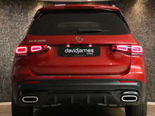 Mercedes-Benz GLB GLB200 AMG Line Night Edition - U13353