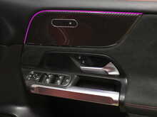 Mercedes-Benz GLB GLB200 AMG Line Night Edition - U13353