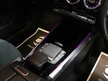 Mercedes-Benz GLB GLB200 AMG Line Night Edition - U13353