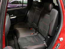 Mercedes-Benz GLB GLB200 AMG Line Night Edition - U13353