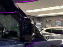 Land Rover Defender 90 D250 MHEV X-Dynamic SE - U13357