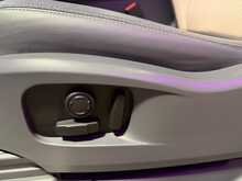 Land Rover Defender 90 D250 MHEV X-Dynamic SE - U13357