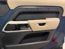 Land Rover Defender 90 D250 MHEV X-Dynamic SE - U13357