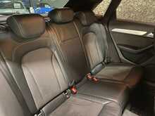 Audi Q3 TDI S line Plus - U13376