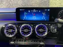 Mercedes-Benz CLA CLA180h MHEV AMG Line - U13379