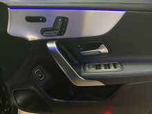 Mercedes-Benz CLA CLA180h MHEV AMG Line - U13379