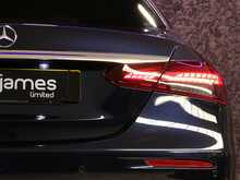 Mercedes-Benz E Class E220dh MHEV AMG Line Night Edition - U13384