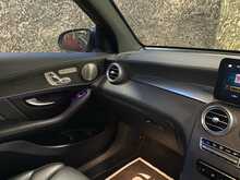 Mercedes-Benz GLC GLC300e AMG Line - U13393