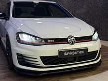 Volkswagen Golf TSI BlueMotion Tech GTI Performance - U13396